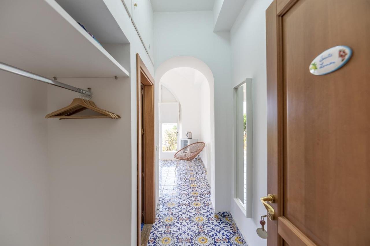 Villa Dorothee Капри Екстериор снимка