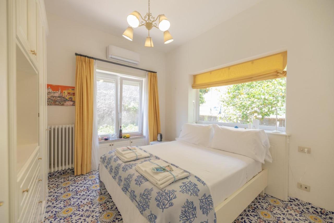 Villa Dorothee Капри Стая снимка